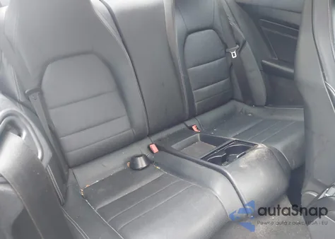 2014 Mercedes-Benz E 350 z USA, uszkodzony, nr VIN WDDKJ5KB5EF253844